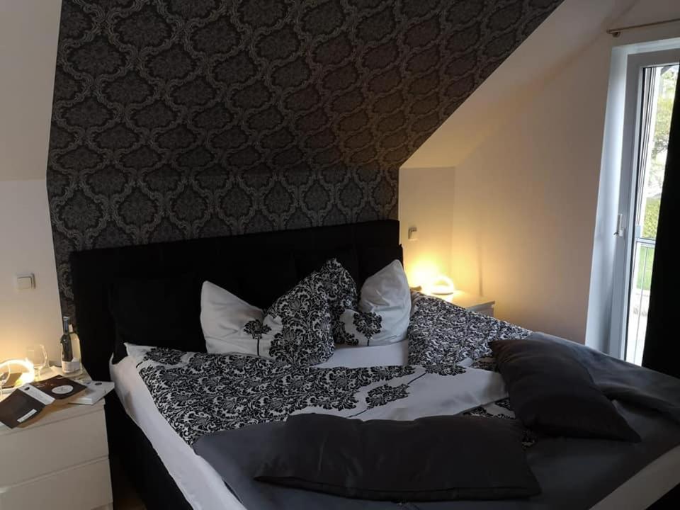Haus Am Hang; Ferienwohnung Fernblick シュトルベルク エクステリア 写真